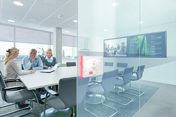 Art_2020_Room_Scheduling_Lifestyle_02_v1A_Meeting